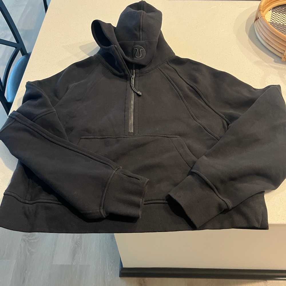SOLD Lululemon scuba